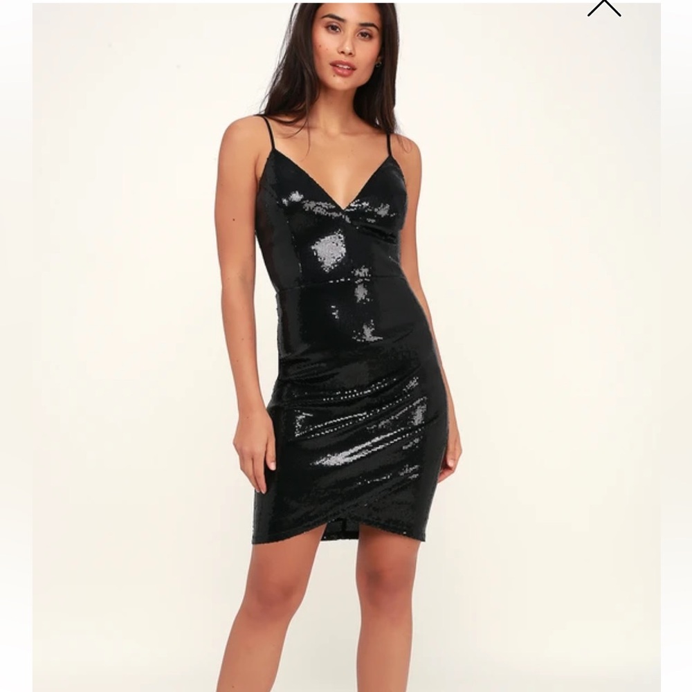 NWT 🔥 LULU’S GLISTEN UP BLACK SEQUIN BODYCON DRESS🔥 size Large